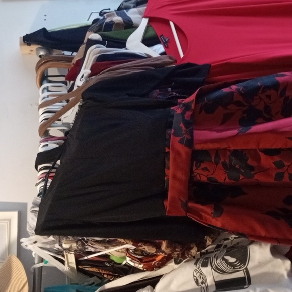 Women's Dress Gorgeous Design by R&K size 6 - Picture 8 of 12